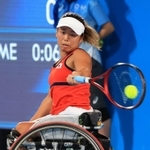 車いすテニス女子シングルス決勝　オランダのディーデ・デフロートと対戦する上地結衣＝有明テニスの森センターコート（撮影・吉田敦史）