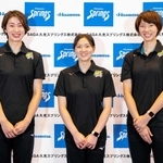 来月開幕するＶリーグへの意気込みを語った久光の（左から）長岡望悠、戸江真奈、石井優希（ＳＡＧＡ久光スプリングス提供）