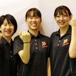 来月開幕するＶリーグへの意気込みを語ったＪＴの（左から）小幡真子、林琴奈、籾井あき（ＪＴ提供）