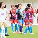 ＩＮＡＣ神戸-日テレ東京Ｖ　４試合連続完封勝ちを喜ぶＩＮＡＣ神戸イレブン＝ノエビアスタジアム神戸