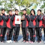 西播地区予選会で初優勝を果たし、県大会へ勢いに乗る女子・龍野北のメンバー＝１０月２３日、上郡町苔縄