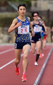 女子５千メートル　１５分４秒１０でフィニッシュした田中希実（撮影・中西幸大）