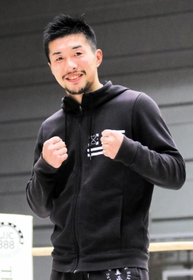 現役復帰を発表した元世界王者の山中竜也氏＝エディオンアリーナ大阪