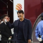 就任２季目の今季、状況に応じて柔軟にチームづくりを進めた三浦淳寛監督＝１１月６日、ノエビアスタジアム神戸