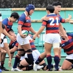 関学大ー大体大　後半、終了間際にトライを奪って喜ぶ関学大フィフティーン＝京都市、宝が池球技場