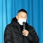 尼崎市立立花北小学校の５、６年生に失敗の意義を伝えた元阪神の今岡真訪氏＝尼崎市栗山町２