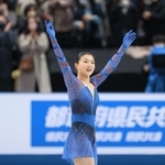 女子フリーの演技を終え、観客の拍手を浴びる坂本花織＝２５日夜、さいたまスーパーアリーナ（撮影・吉田敦史）