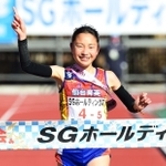 ２年ぶり５度目の優勝を果たした女子・仙台育英のアンカー須郷柚菜（撮影・坂井萌香）