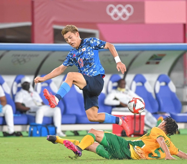 東京五輪の日本代表として10番を背負った堂安律＝２０２１年７月２２日、東京スタジアム