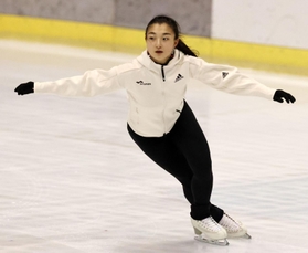 ２度目の五輪に向けた練習を公開した坂本花織＝神戸市中央区、市立ポートアイランドスポーツセンター（代表撮影）