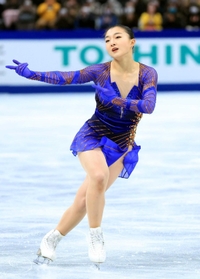 フィギュアスケートの全日本選手権で演技をする坂本花織選手＝２０２１年１２月２５日、さいたまスーパーアリーナ