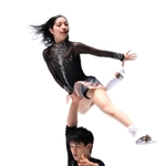 フィギュアスケートＮＨＫ杯　ペアフリー　息の合った演技を見せる三浦璃来、木原龍一組＝国立代々木競技場（撮影・堀内翔）