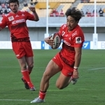 神戸-東京ベイ　前半、神戸の山下楽がトライを決め、１２-５とする＝ノエビアスタジアム神戸（撮影・長嶺麻子）