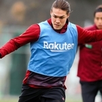 「きつさはあるけど、いい１日だった」とキャンプ練習初日に手応えを示す神戸のＤＦ酒井＝和歌山県上富田スポーツセンター（ｃ）ＶＩＳＳＥＬ　ＫＯＢＥ