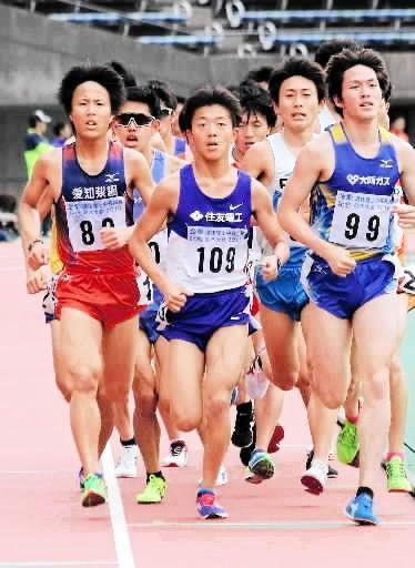 兵庫一筋で飛躍を続ける村本一樹（中央）