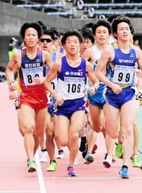 兵庫一筋で飛躍を続ける村本一樹（中央）