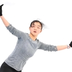 公式練習で調整する坂本花織＝北京（撮影・堀内　翔）