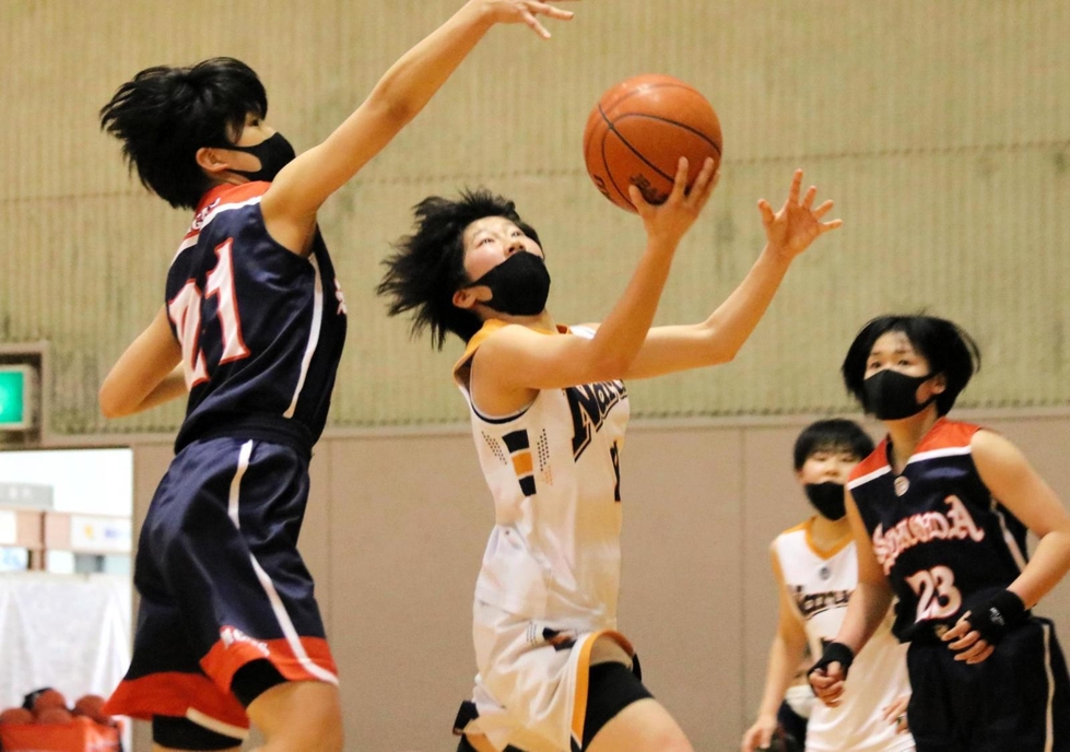 神戸新聞next スポーツ 県高校新人バスケ 女子は鳴尾 男子は関学がブロック優勝
