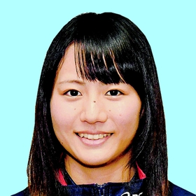 八木かなえ
