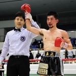 復帰戦を勝利で飾った山中竜也（撮影・鈴木雅之）