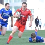 神戸に再加入することになったベン・スミス（中央＝２０２１年２月２０日、大阪・花園ラグビー場