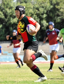 決勝リーグ・報徳-関学　前半、報徳の海老沢が先制トライを決める