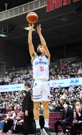 加藤明広さんの教え子で、日本代表でも活躍してきたＢリーグ秋田の古川孝敏＝１０日、川崎市とどろきアリーナ（Ｂリーグ提供）