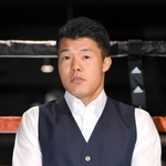 ジム移籍を会見する亀田和毅＝２２日午前、兵庫県西宮市今津水波町、ＴＲＹＢＯＸ平成西山ジム（撮影・北村雅宏）