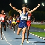 男子５０００メートル（タイムレース）　１３分１０秒６９の大会新記録で優勝した遠藤日向