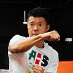 リングで軽快な動きを披露する亀田和毅＝西宮市のＴＲＹＢＯＸ平成西山ジム