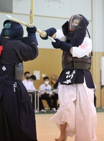 県高校総体 剣道女子団体 明石の次鋒川原 強敵破り唯一の白星 エース不在のチーム救う スポーツ 神戸新聞next