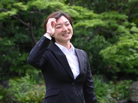 ミラノ・コルティナダンペッツォ五輪に向け思いを新たにする坂本花織＝神戸市中央区波止場町（撮影・坂井萌香）