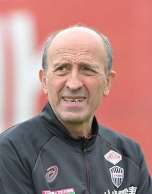 ヴィッセル神戸・ロティーナ監督＝いぶきの森球技場（撮影・高部洋祐）