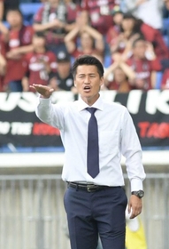 後任に決まった元神戸監督の吉田孝行氏＝２０１９年５月
