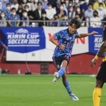 後半、代表初ゴールを決める日本代表の久保建英＝ノエビアスタジアム神戸（撮影・金田祐二）