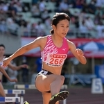 女子４００メートル障害決勝　５６秒９０で２位になった宇都宮絵莉＝１２日午後、大阪市東住吉区、ヤンマースタジアム長居（撮影・秋山亮太）