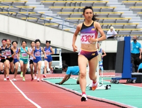 女子１５００メートル　４分10秒88でフィニッシュした田中希実
