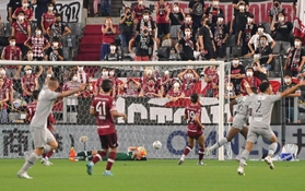 神戸-福岡　前半、神戸は福岡に先制を許す＝ノエビアスタジアム神戸（撮影・秋山亮太）