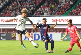 Ｃ大阪－神戸　後半、神戸の大迫が相手ゴールに迫るも得点ならず（撮影・吉田敦史）