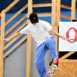 演技を披露する西矢椛選手＝東京都足立区、ムラサキパーク東京