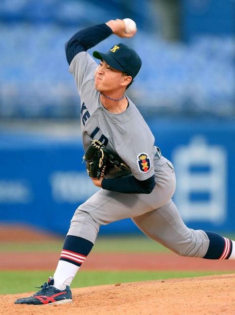 ８回から登板した慶大・橋本達弥＝神宮（撮影・堀内翔）