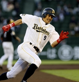 オリックス時代の坂口智隆＝２０１２年５月、ほっともっとフィールド神戸（撮影・辰巳直之）