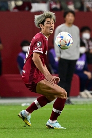 ３大会連続の日本代表入りが期待される大迫勇也＝１２日、ノエビアスタジアム神戸