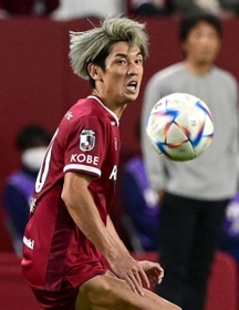 ３大会連続のＷ杯出場を逃したヴィッセル神戸の大迫勇也＝１０月１２日、ノエビアスタジアム神戸