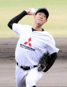 引退試合を１１９球の完投勝利で飾った三菱重工Ｗｅｓｔの守安＝明石市明石公園、明石トーカロ球場