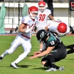 京大－甲南大　第３クオーター、ランで攻める甲南大のＷＲ入谷（１１）＝大阪・万博記念競技場