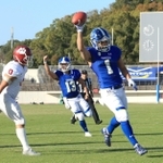 関学大-立命大　第２クオーター、先制のタッチダウンを決める関学大・糸川（１）＝大阪府吹田市、万博記念競技場（撮影・鈴木雅之）