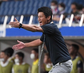 ヴィッセル神戸の吉田孝行監督＝８月18日、埼玉スタジアム