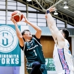 西宮-佐賀　第１クオーター、シュートする西宮の中西（Ｃ）B.LEAGUE