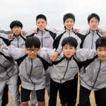 男子・平岡のメンバー＝奈良県橿原市